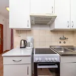 2 Bedroom Gorgeous In * Barbat na Rabu