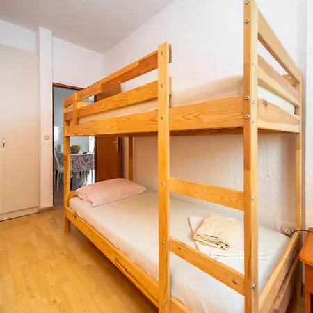 Lovely In With Kitchen Apartment